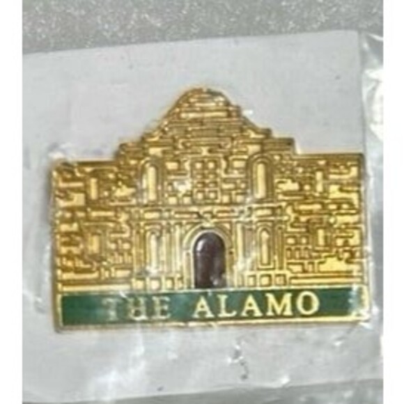 TEXAS Souvenir  The ALAMO Gold-tone Logo Pin   New on Card - Picture 1 of 2